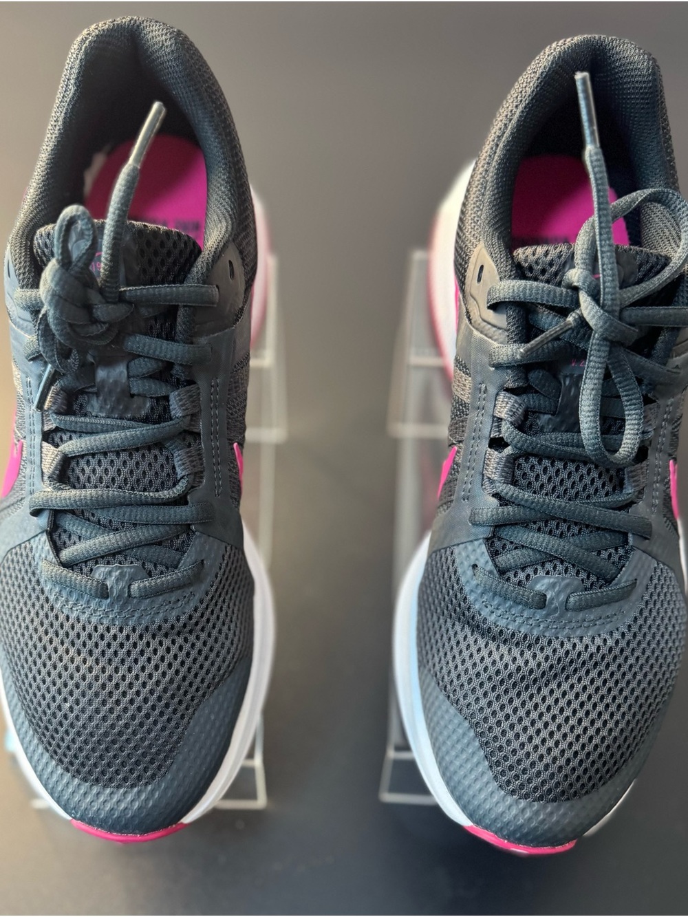 Nike Women's Dark Gray and Pink Motion Running Shoes Size 11 - Picture 3 of 12